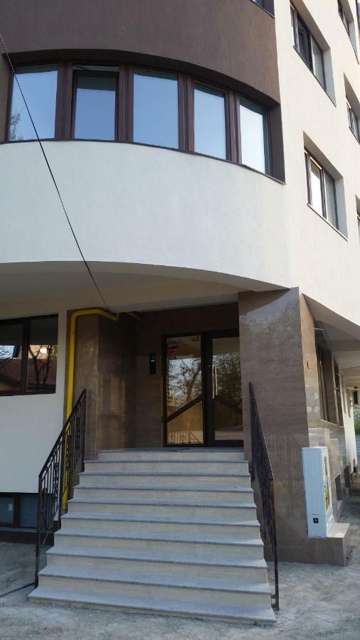 Kolonaki Domus Apartment ยาช ภายนอก รูปภาพ