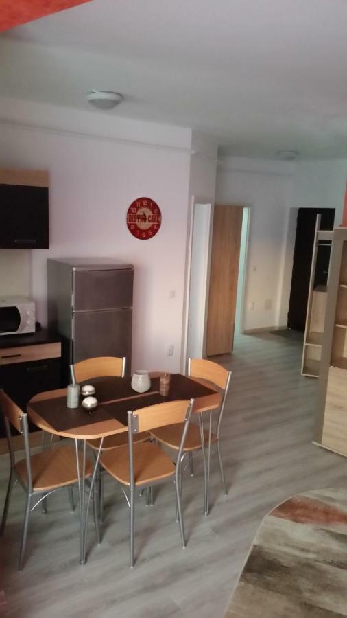 Kolonaki Domus Apartment ยาช ภายนอก รูปภาพ