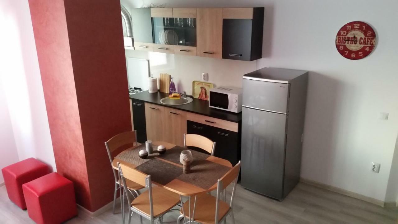 Kolonaki Domus Apartment ยาช ภายนอก รูปภาพ