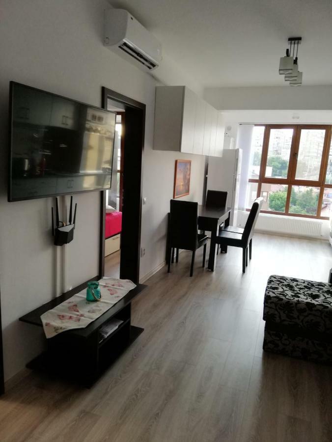 Kolonaki Domus Apartment ยาช ภายนอก รูปภาพ